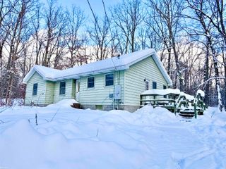 8404 N Dead Stream Road, Lyon Twp, MI 48653