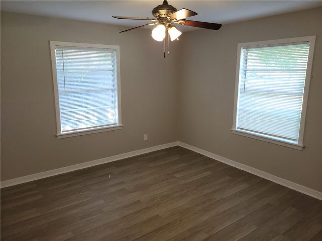 7803 Broadview Drive, Houston, TX 77061