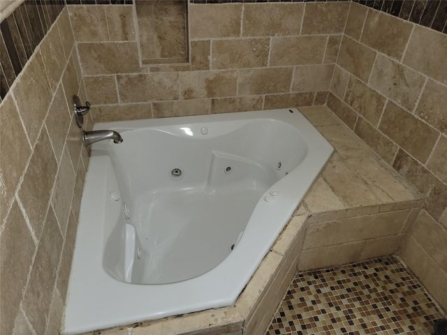 7803 Broadview Drive, Houston, TX 77061