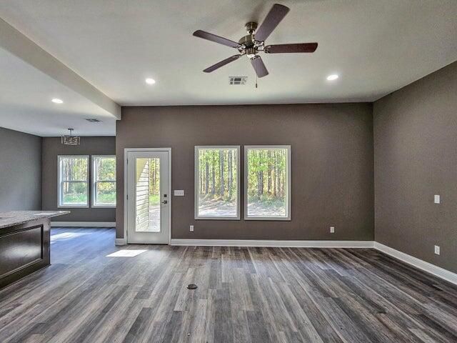 200 Steel Magnolia Ln, Anacoco, LA 71403