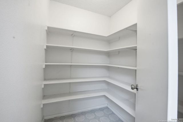 7911 New World, San Antonio, TX 78239