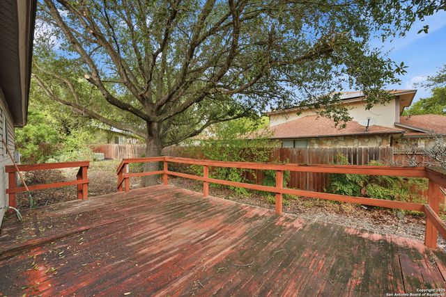 7911 New World, San Antonio, TX 78239