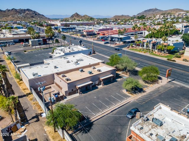 12821 N CAVE CREEK Road, Phoenix, AZ 85022