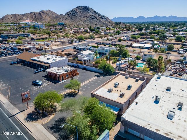 12821 N CAVE CREEK Road, Phoenix, AZ 85022