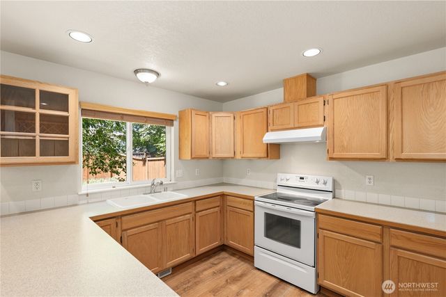 4053 Shale Street SE, Lacey, WA 98503