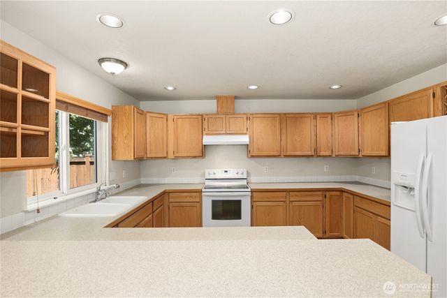 4053 Shale Street SE, Lacey, WA 98503