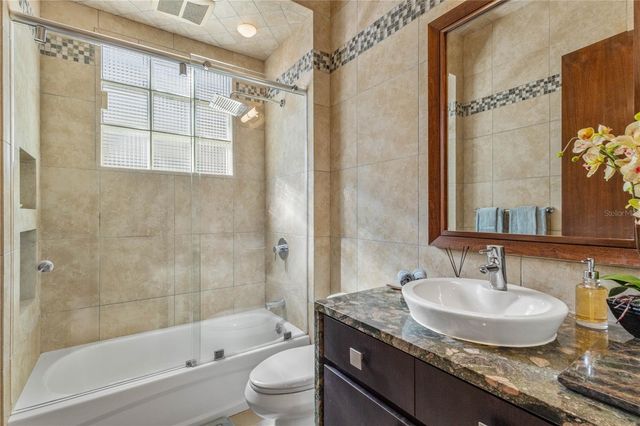 1858 MCLEARY, San Juan, PR 00911