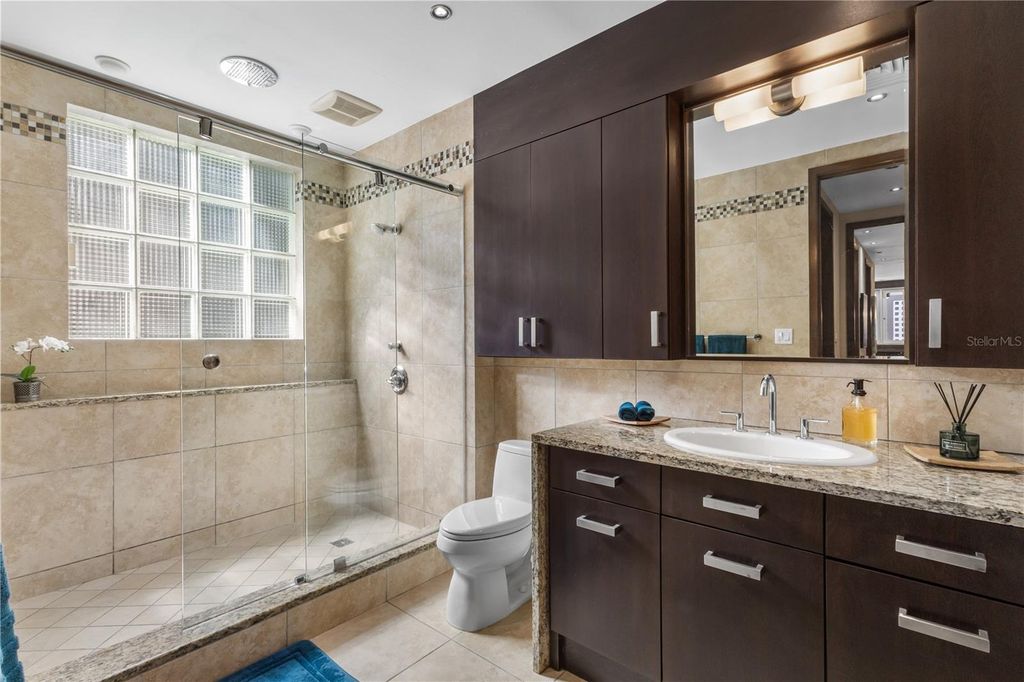 Image 13 of property listing at 1858 MCLEARY, San Juan, PR 00911