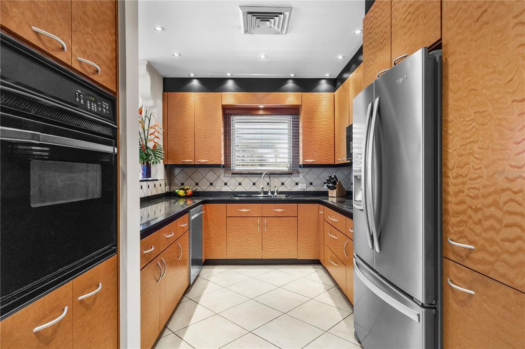 Image 14 of property listing at 1858 MCLEARY, San Juan, PR 00911