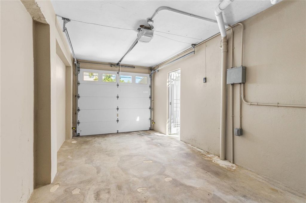 Image 21 of property listing at 1858 MCLEARY, San Juan, PR 00911