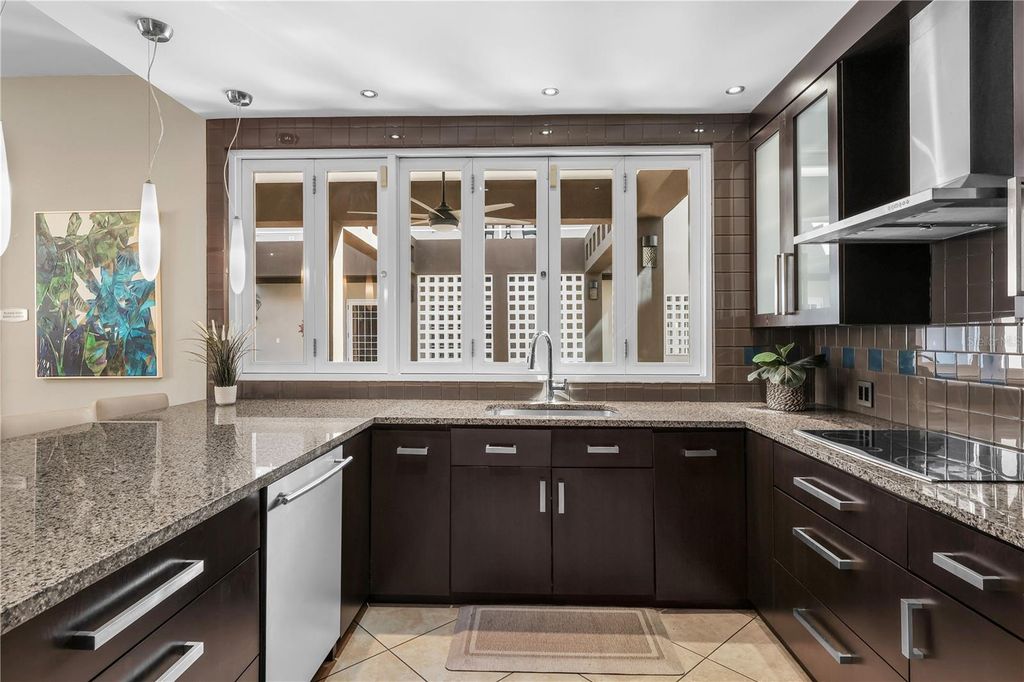 Image 7 of property listing at 1858 MCLEARY, San Juan, PR 00911