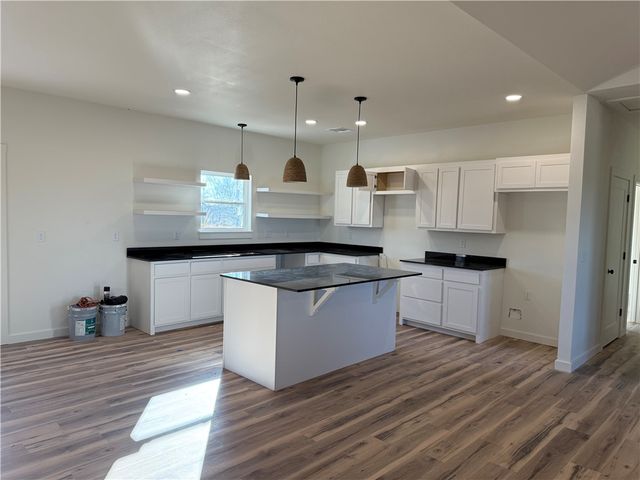 11161 S Old Cincinnati Road, Lincoln, AR 72744