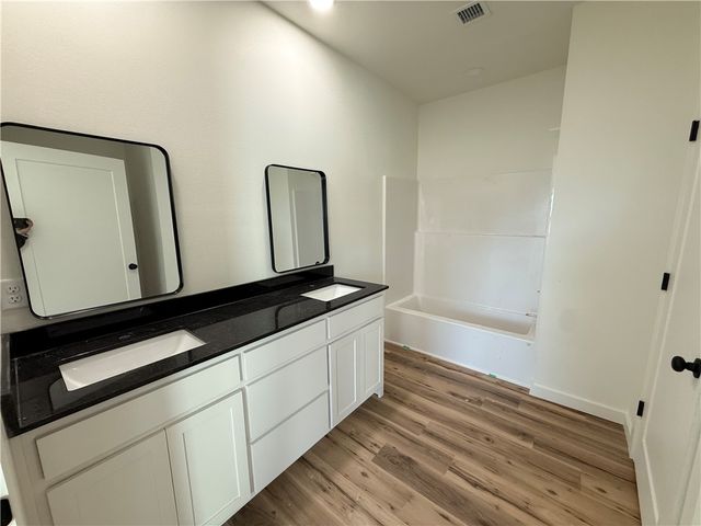 11161 S Old Cincinnati Road, Lincoln, AR 72744