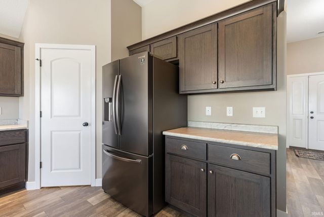 10432 Chesterhills Court, New Haven, IN 46774