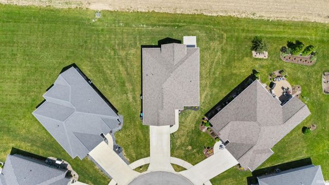 10432 Chesterhills Court, New Haven, IN 46774