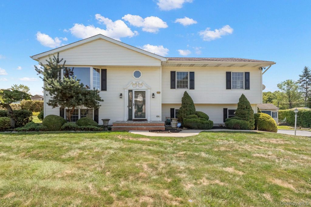 56 Acorn Avenue, Middletown, NY 10941