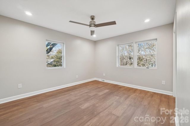 1216 Old Farm Road, Charlotte, NC 28226