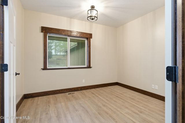 5382 W Van Buren ST, Spirit Lake, ID 83869