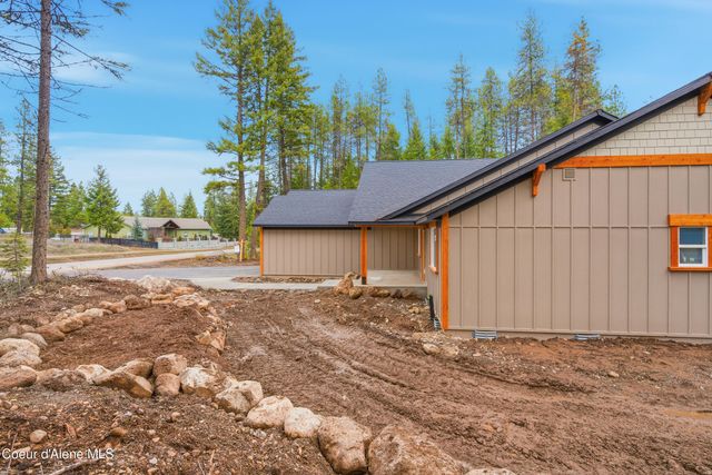 5382 W Van Buren ST, Spirit Lake, ID 83869