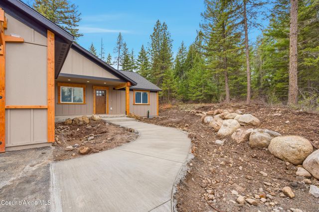 5382 W Van Buren ST, Spirit Lake, ID 83869