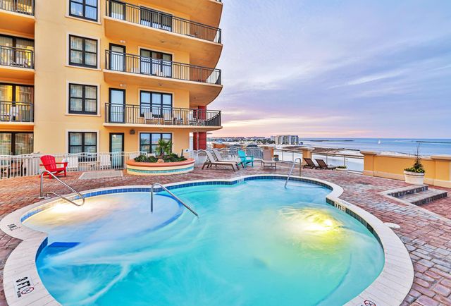 10 Harbor Boulevard UNIT W828, Destin, FL 32541