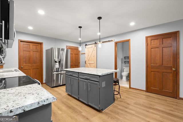 4052 Oak Harbour Circle, Gainesville, GA 30506