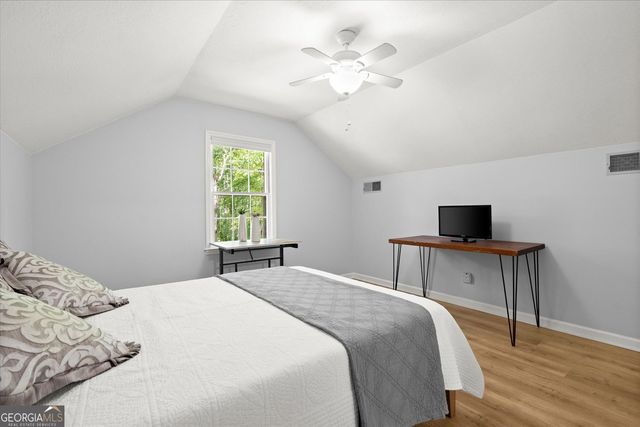4052 Oak Harbour Circle, Gainesville, GA 30506