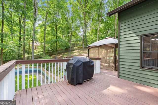 4052 Oak Harbour Circle, Gainesville, GA 30506