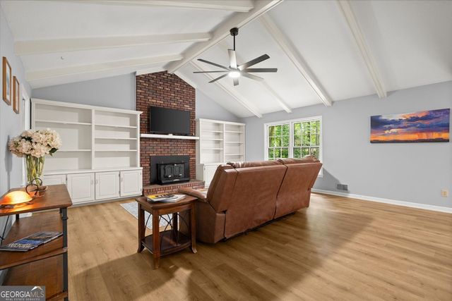 4052 Oak Harbour Circle, Gainesville, GA 30506