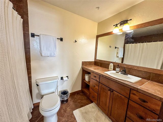 39 Cozens Pointe Cir B-B202, Fraser, CO 80442