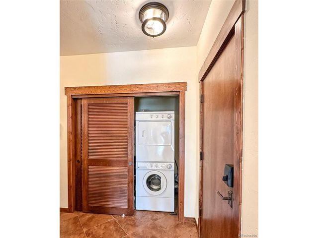 39 Cozens Pointe Cir B-B202, Fraser, CO 80442