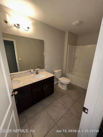 11493 PACEYS POND Circle, Jacksonville, FL 32222