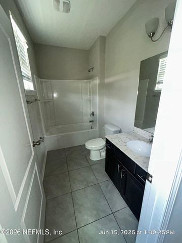 11493 PACEYS POND Circle, Jacksonville, FL 32222