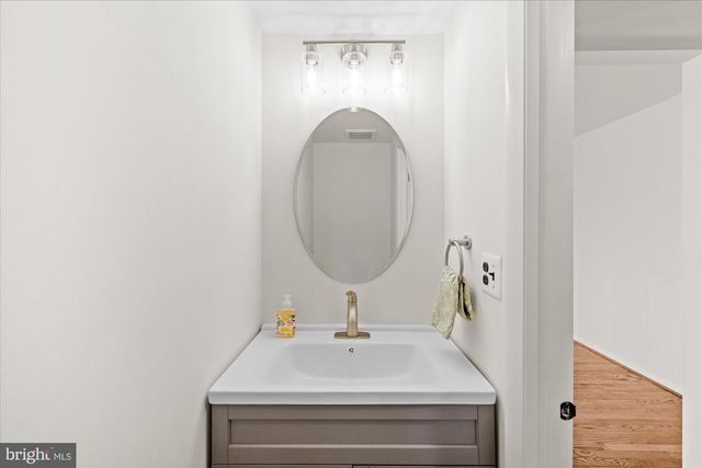 4619 MAYHUNT CT, Alexandria, VA 22312