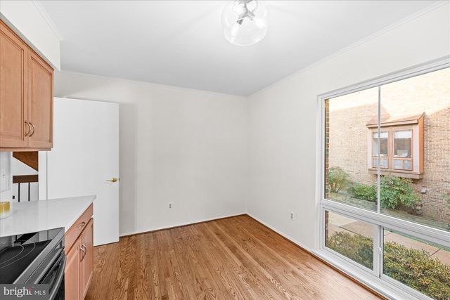 4619 MAYHUNT CT, Alexandria, VA 22312