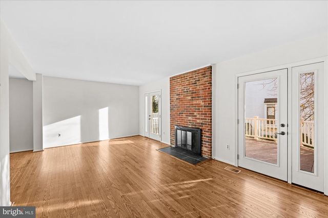 4619 MAYHUNT CT, Alexandria, VA 22312