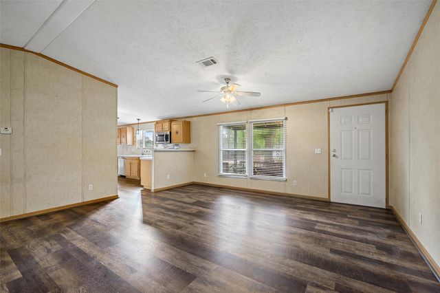 17710 Country Bend, Magnolia, TX 77355