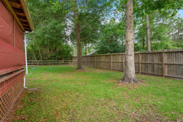 17710 Country Bend, Magnolia, TX 77355