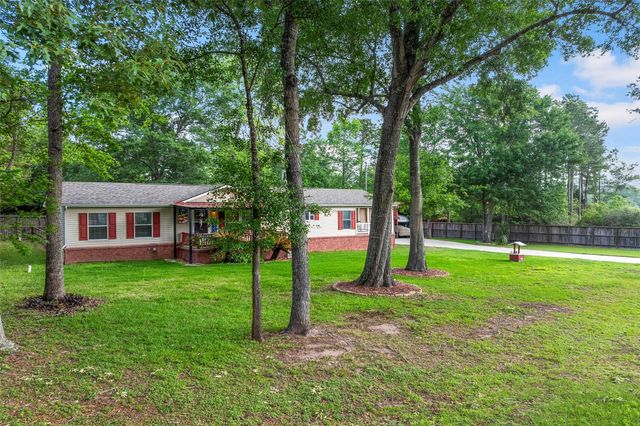 17710 Country Bend, Magnolia, TX 77355