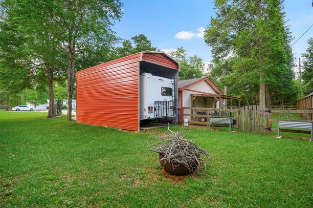 17710 Country Bend, Magnolia, TX 77355