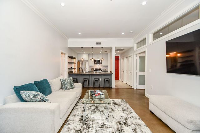 1900 Genesee Street 104, Houston, TX 77006