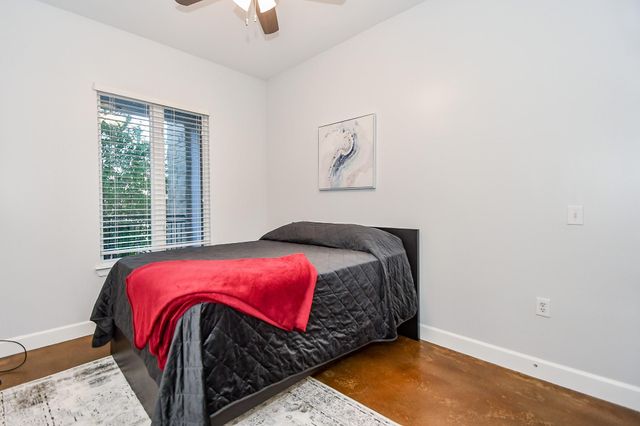 1900 Genesee Street 104, Houston, TX 77006