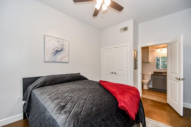 1900 Genesee Street 104, Houston, TX 77006