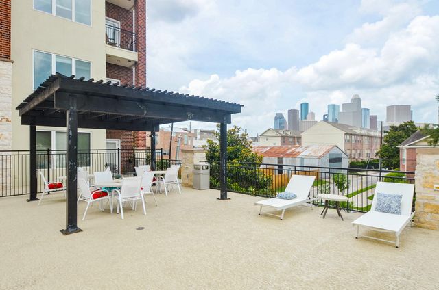 1900 Genesee Street 104, Houston, TX 77006