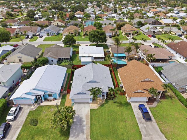 6141 Michael Street, Jupiter, FL 33458