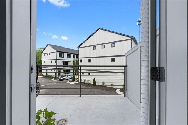 2030 Main Street NW 206, Atlanta, GA 30318
