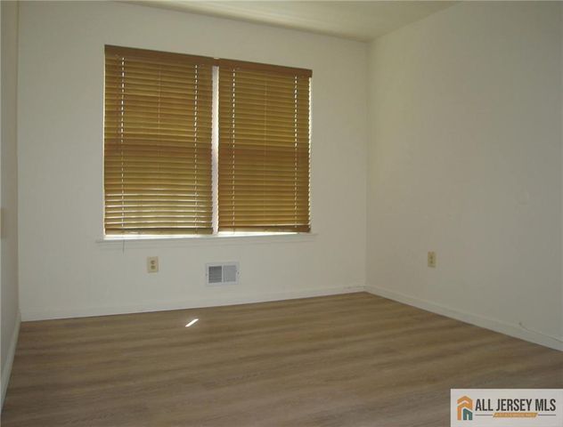 1218 Plymouth Road, North Brunswick, NJ 08902