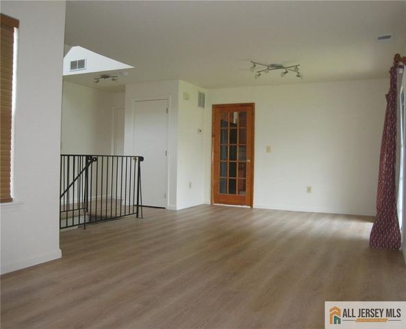 1218 Plymouth Road, North Brunswick, NJ 08902