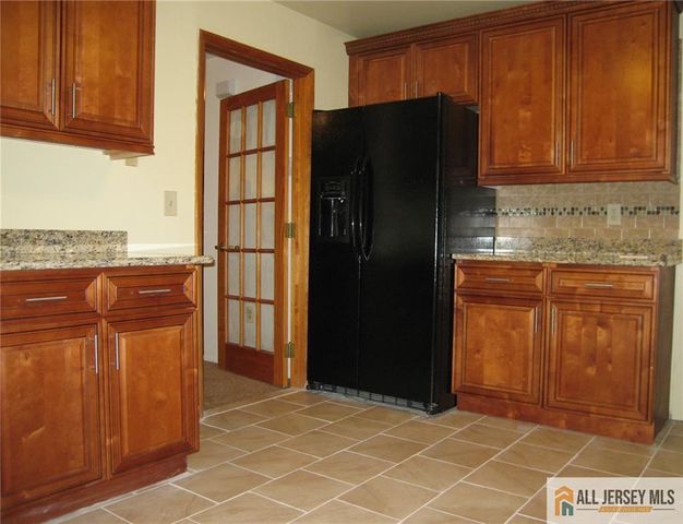 1218 Plymouth Road, North Brunswick, NJ 08902