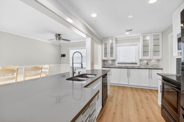 2088 SW 13th Terrace, Boynton Beach, FL 33426